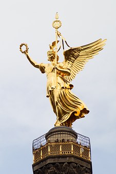 berlin-1315376__340.jpg