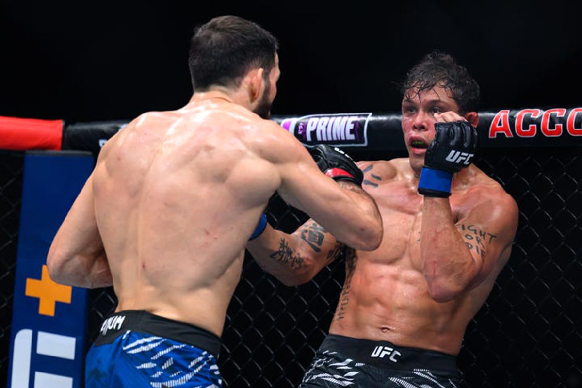 86020657007-nassourdine-imavov-def-caio-borralho-ufc-paris-62.jpg