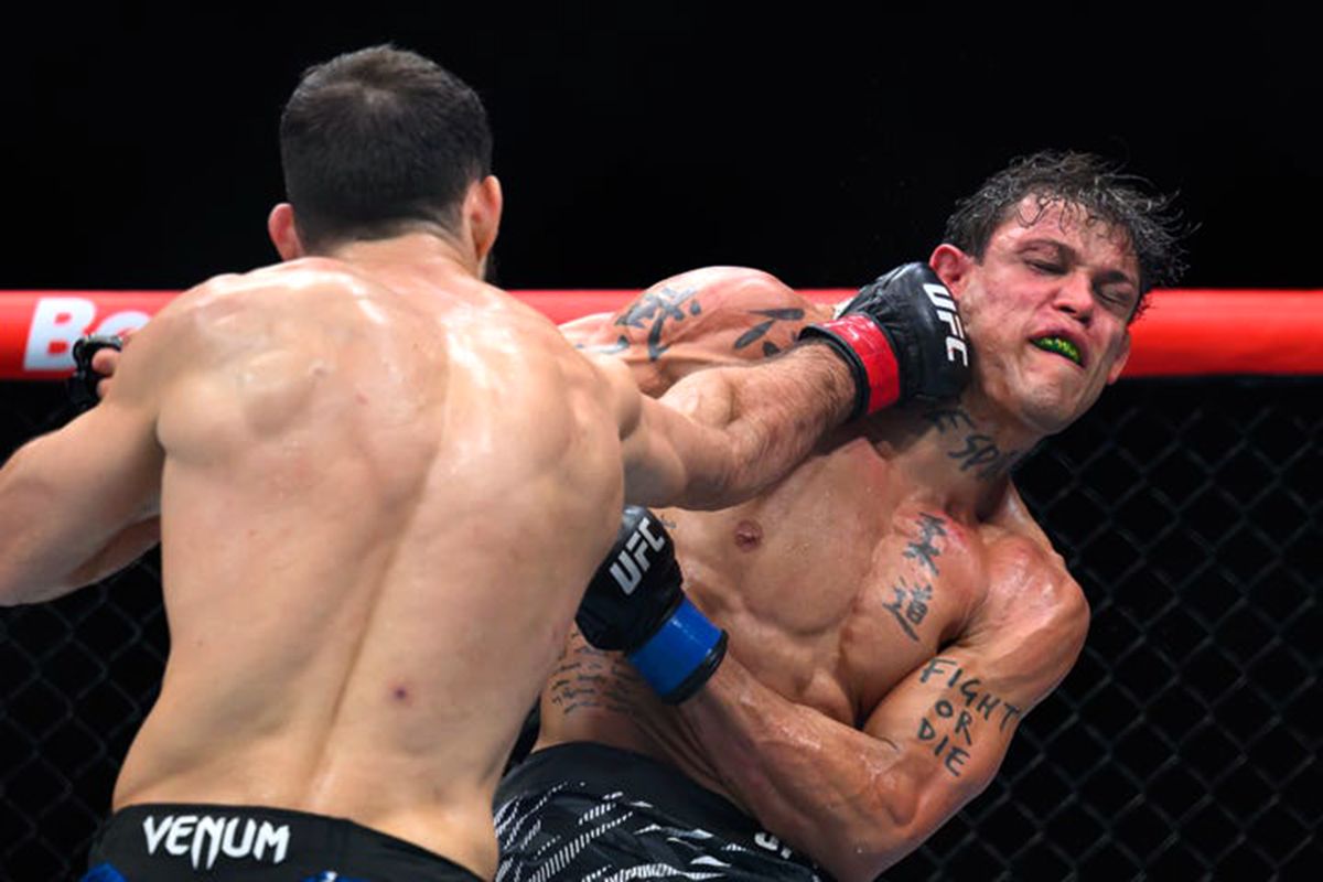 86020649007-nassourdine-imavov-def-caio-borralho-ufc-paris-44.jpg