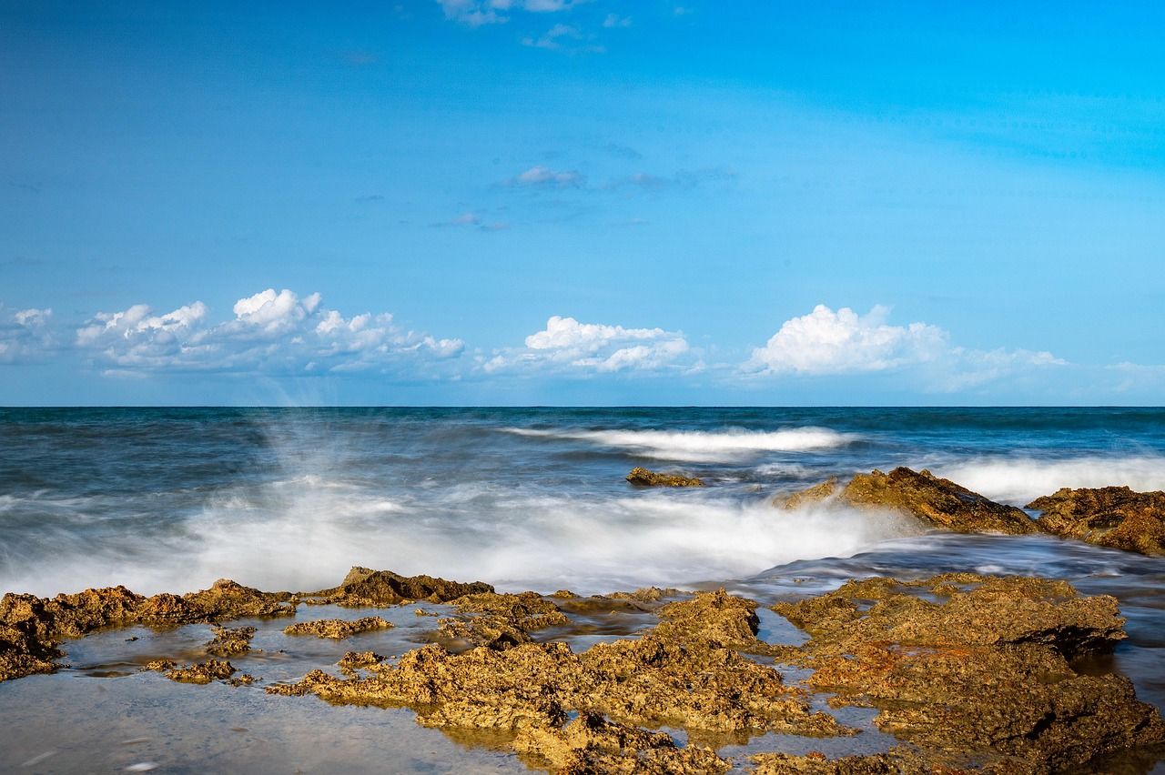 coast-8308438_1280.jpg
