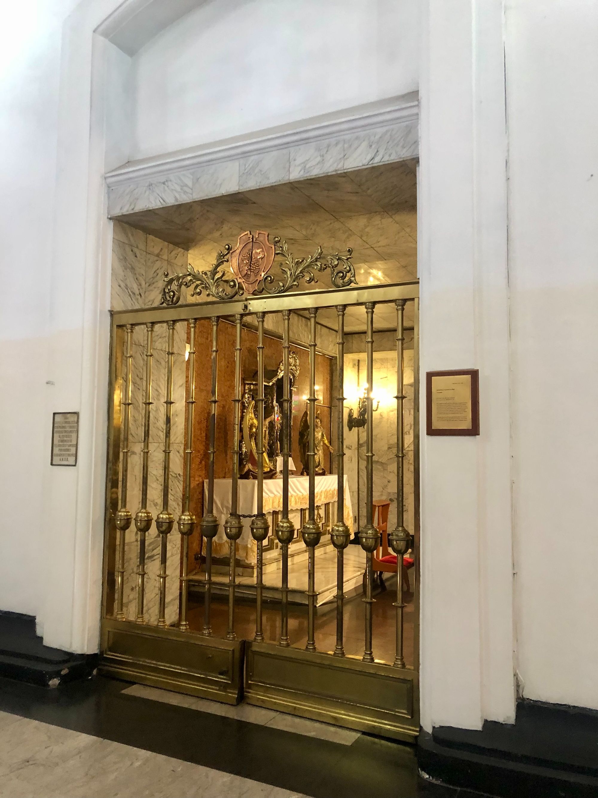 IglesiaSantaTeresa2.jpg