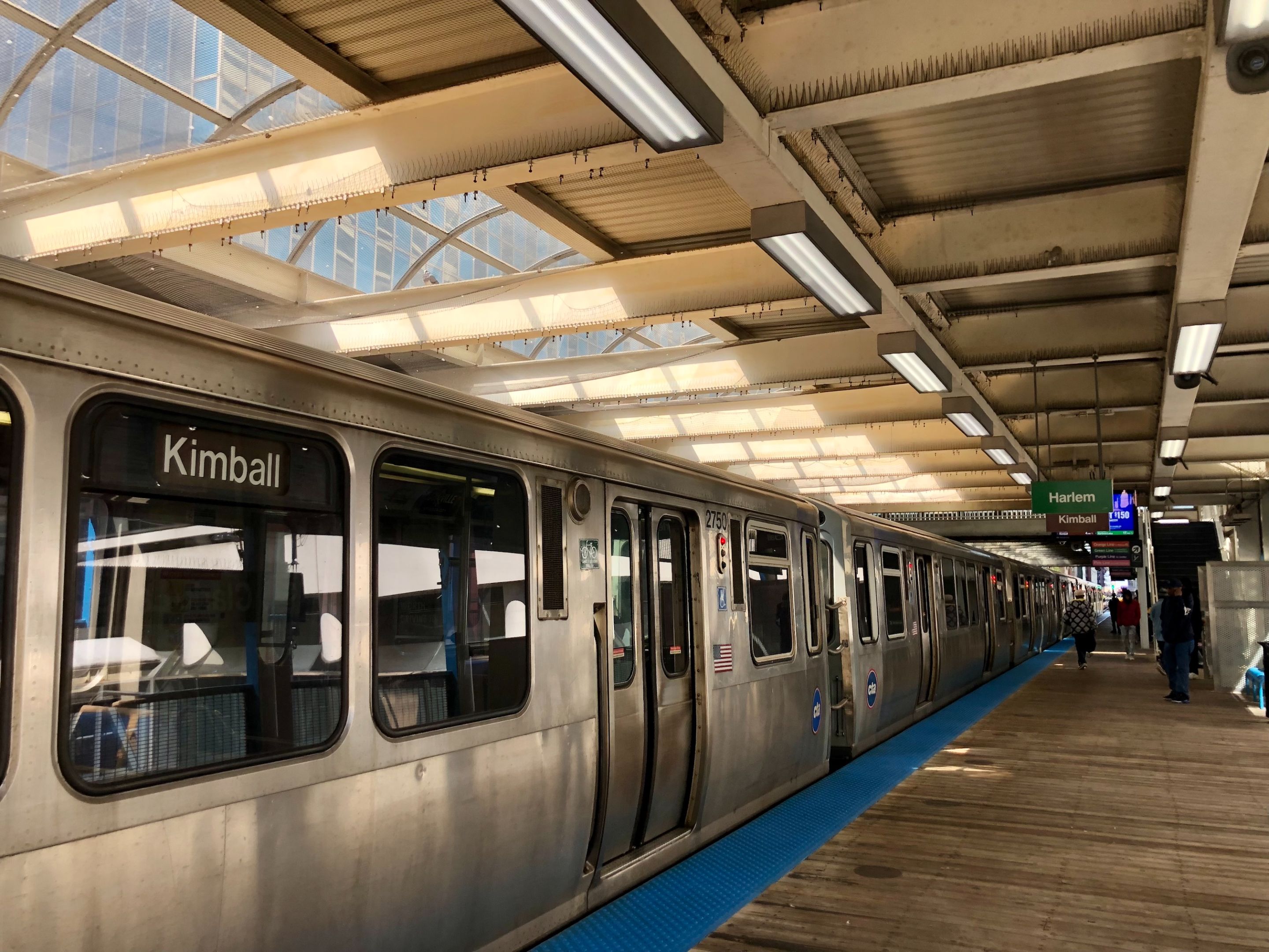 ChicagoLRide_17.jpg