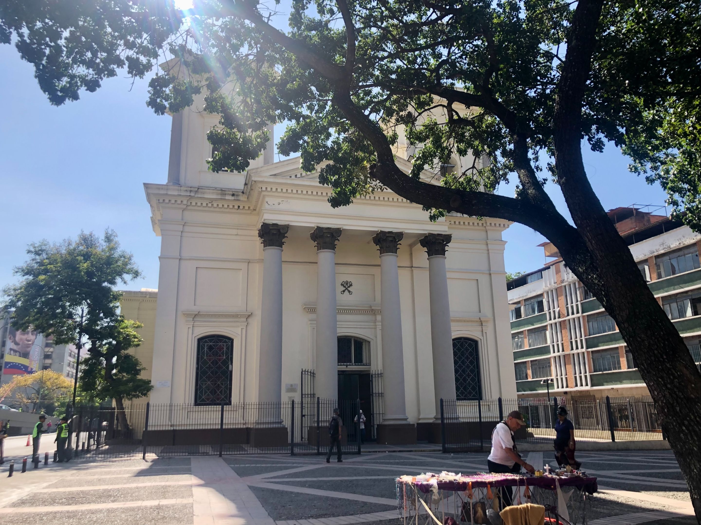 IglesiaSantaTeresa1.jpg
