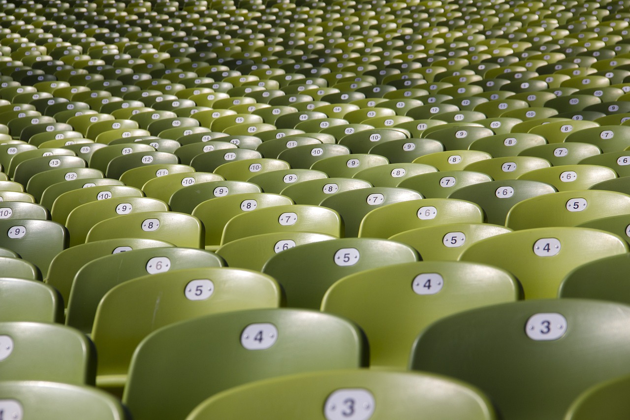 audience-1835917_1280.jpg