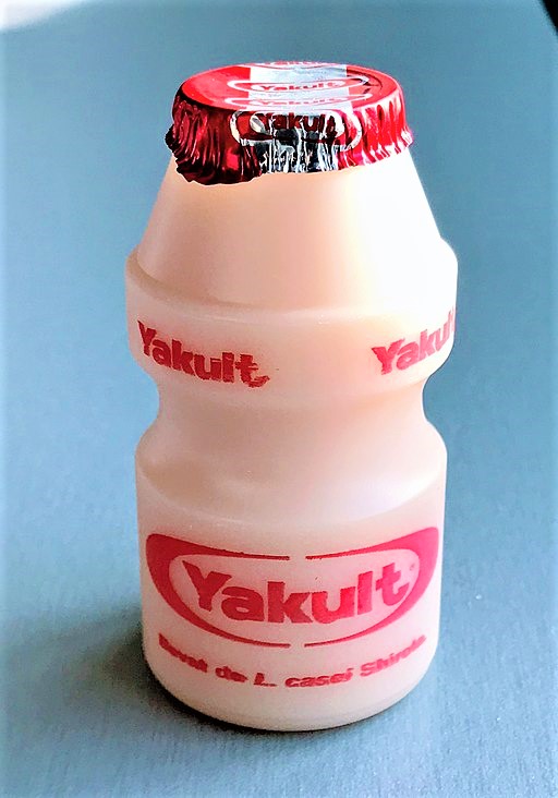 Yakult_drink 1.jpg
