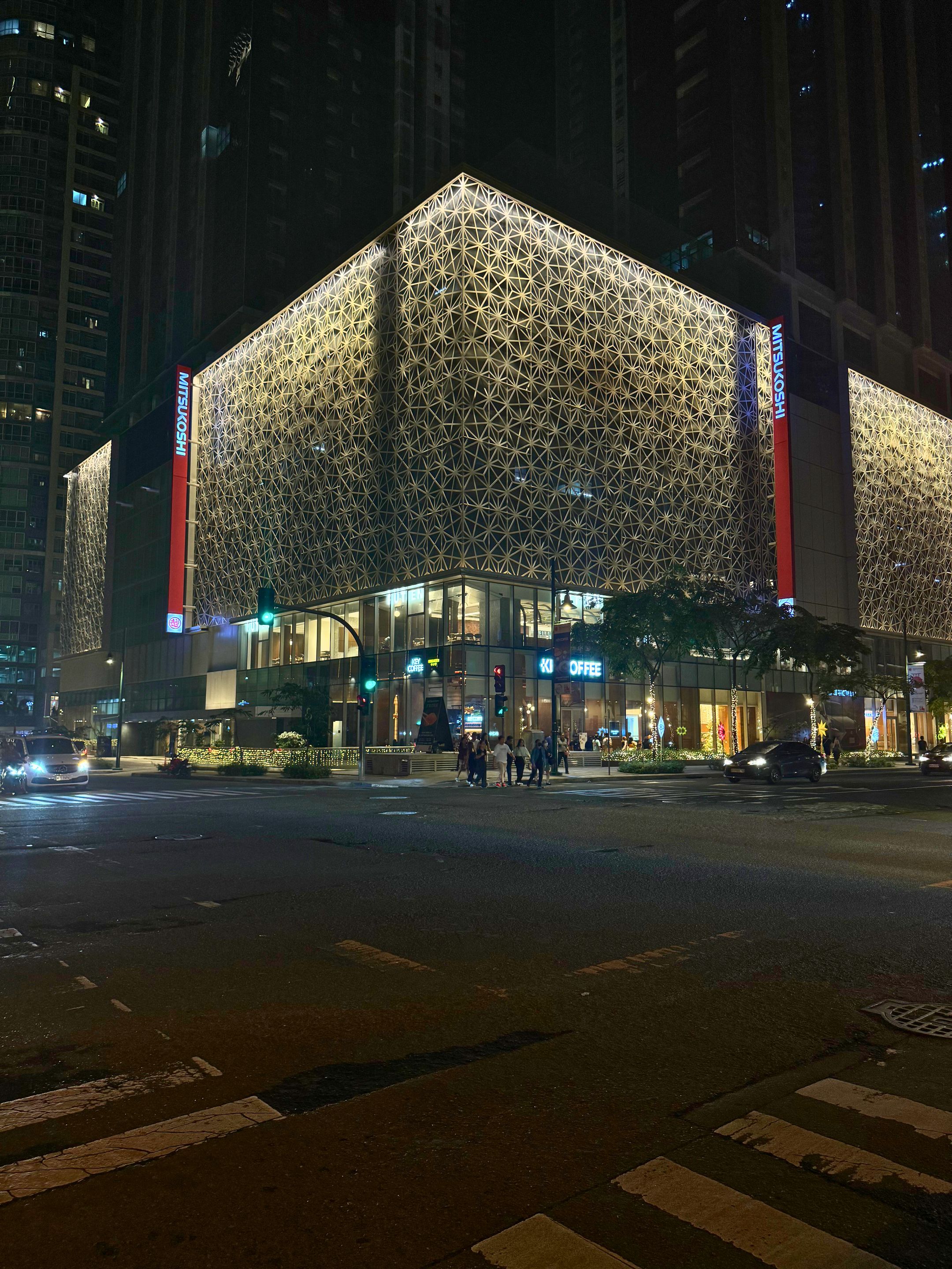 mitsukoshi - Edited.jpg