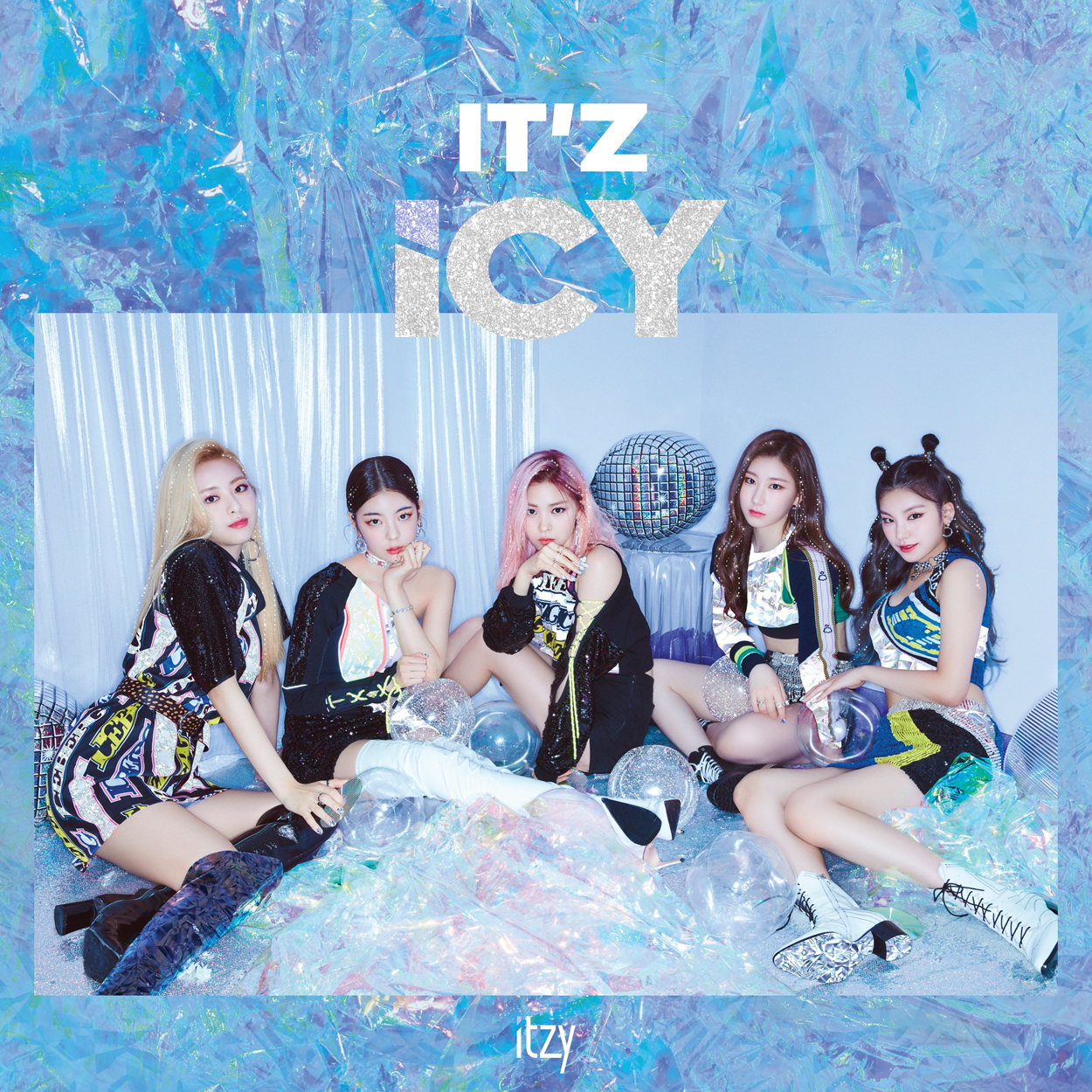 ITZY_IT'z_ICY_digital_album_cover.png