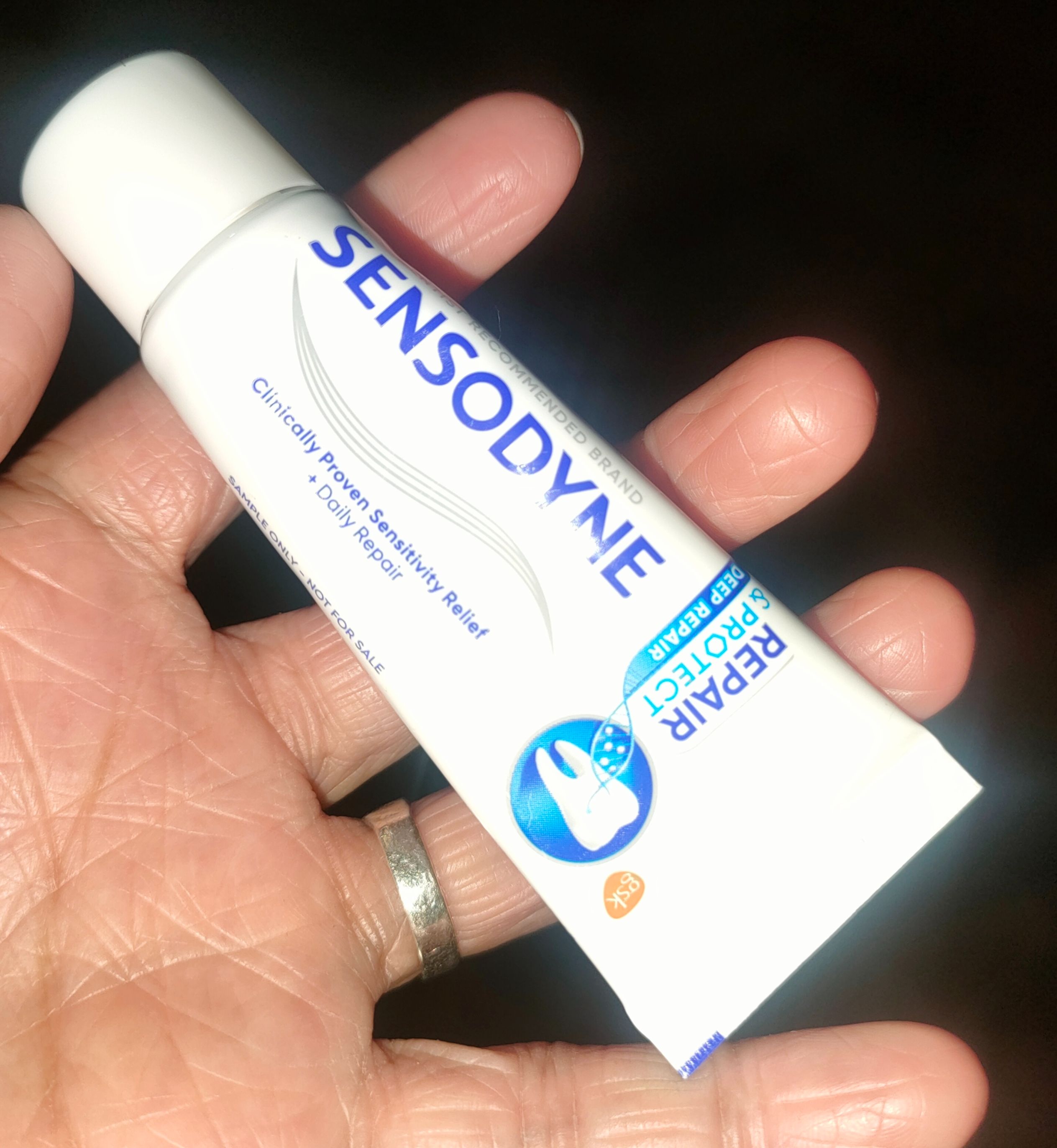 SENSODYNE.jpg