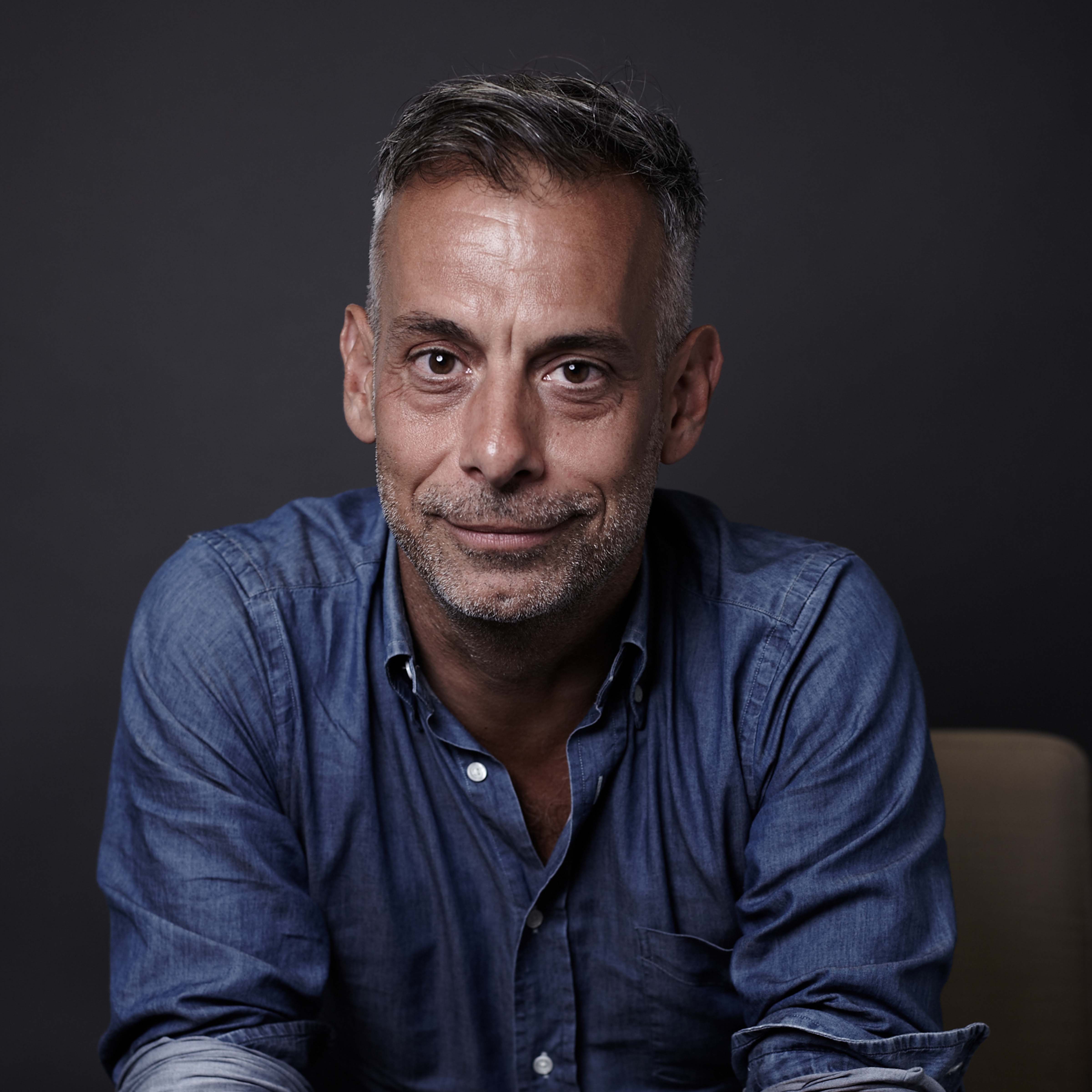 Joe Mantello.jpg