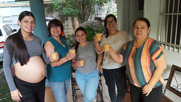 jugo bar 2.jpg