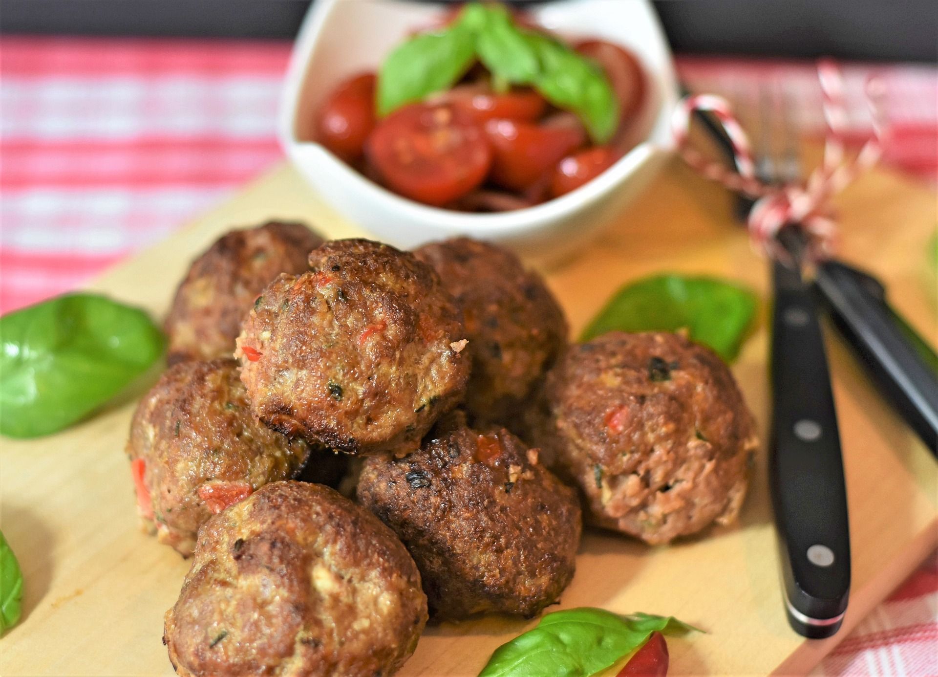 meatballs-gcdc5461dc_1920.jpg