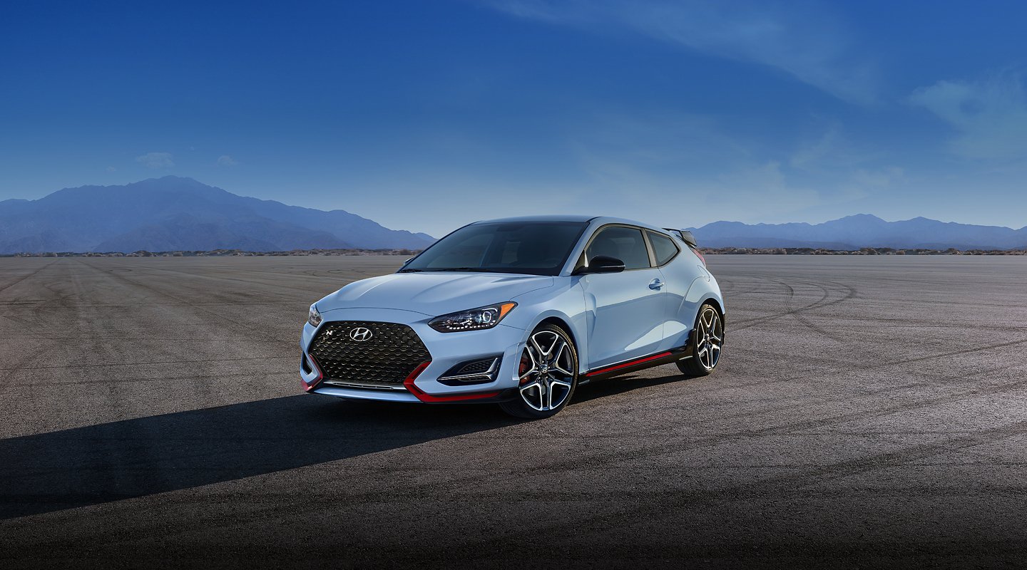 2021-veloster-n-vlp-hero-grad_Hero-Image.jpg