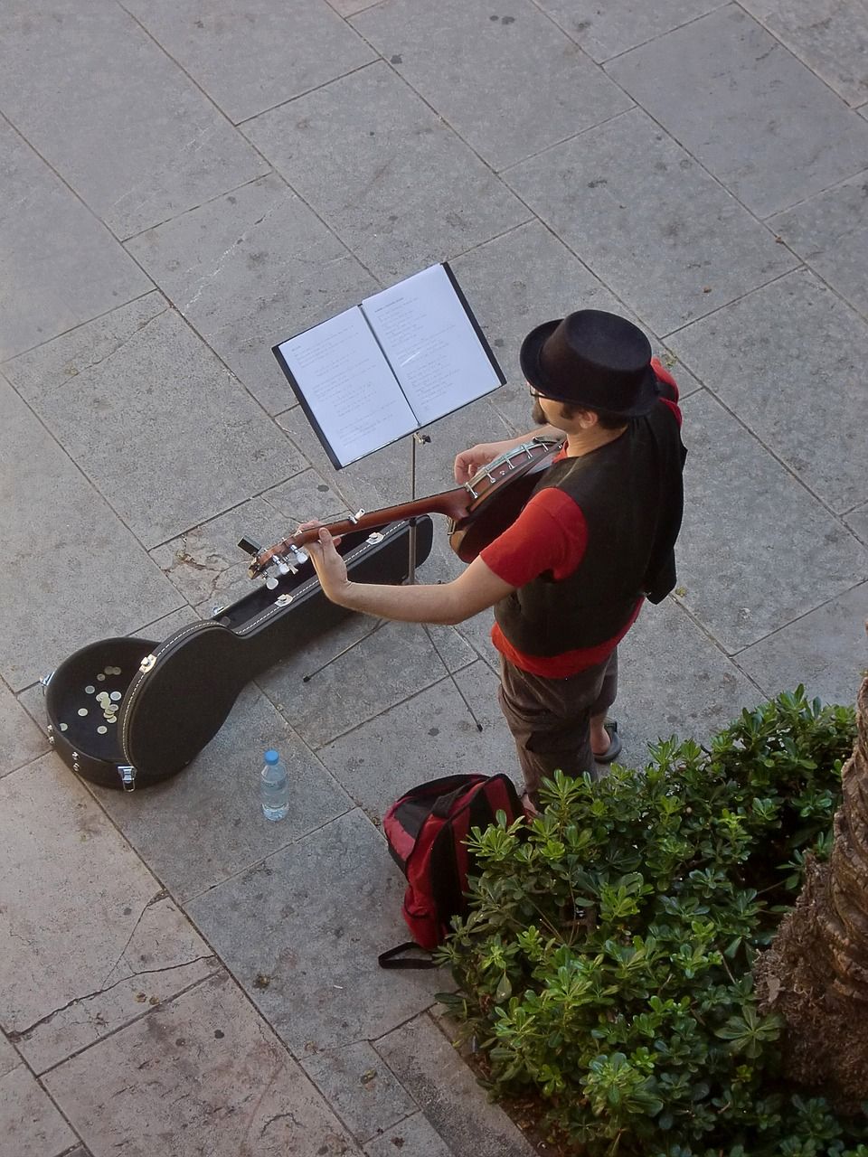 street-musicians-1666054_1280.jpg