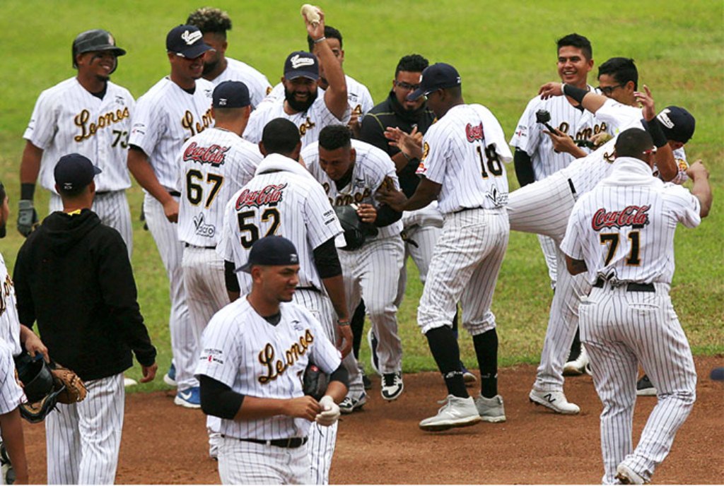 leonesdelcaracas.jpg