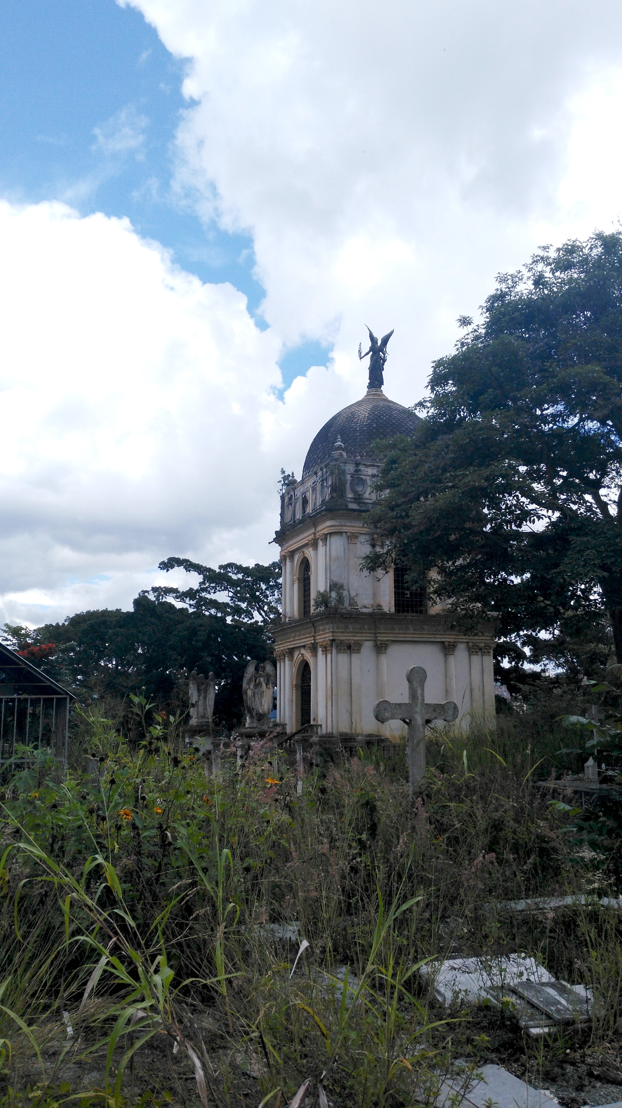 Mausoleum 2.jpg