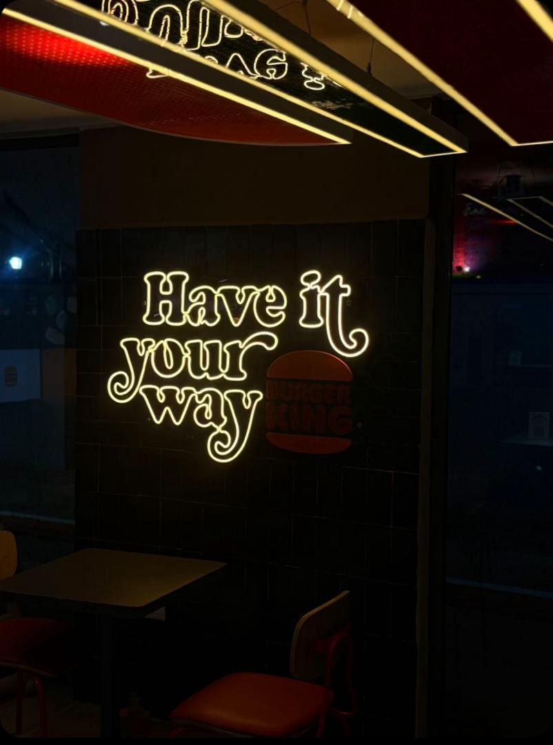 ea09f93b-3db2-4cf2-bc26-5ff70ec6b6f0.jpeg