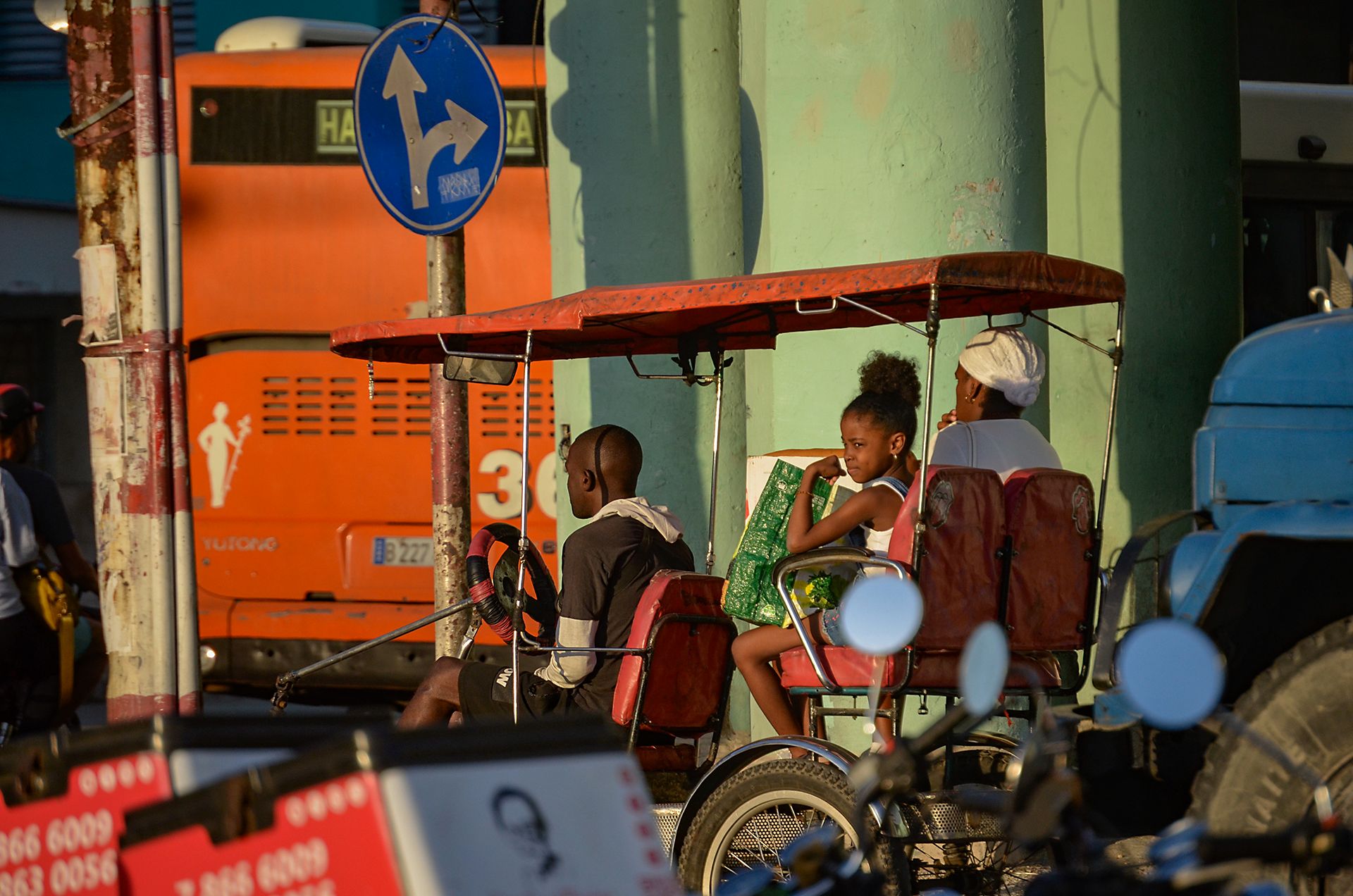 street 01.jpg