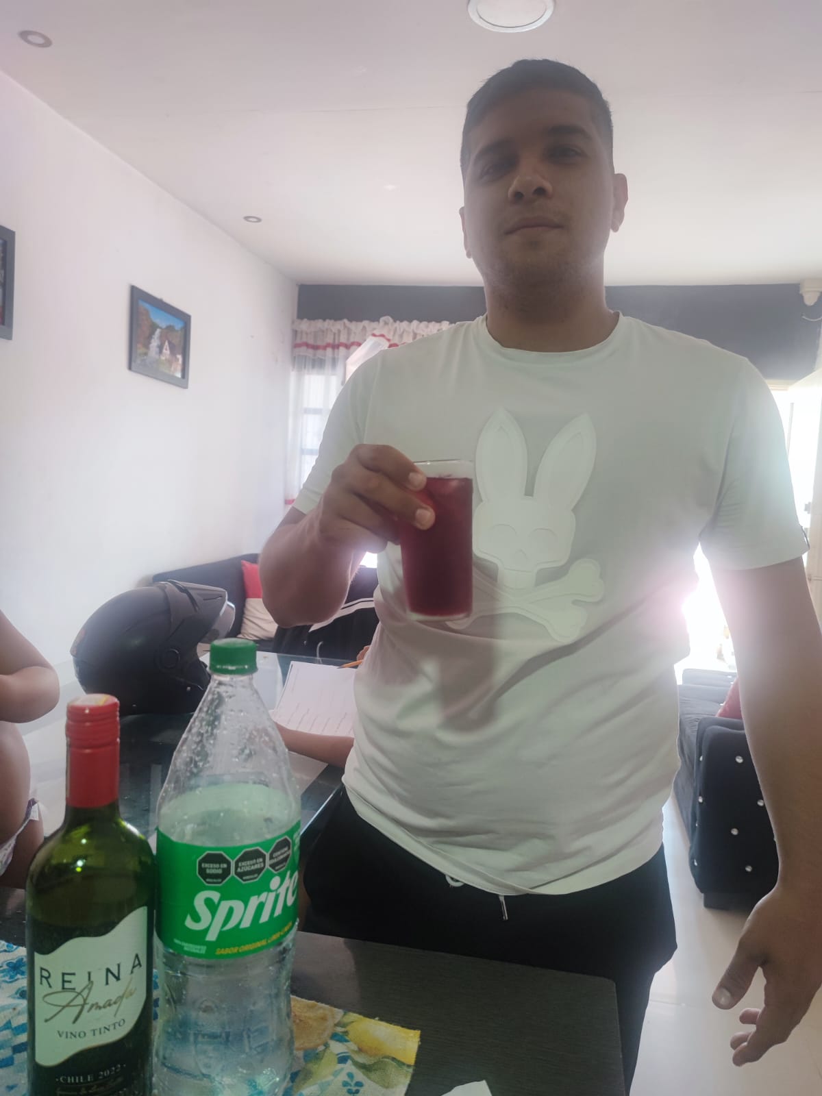 1009456772.jpg