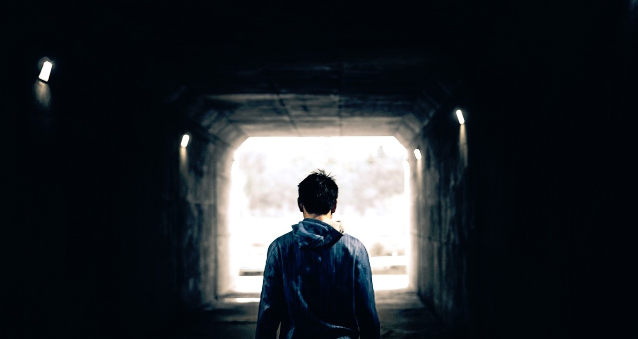 dark-2568338_1280.jpg