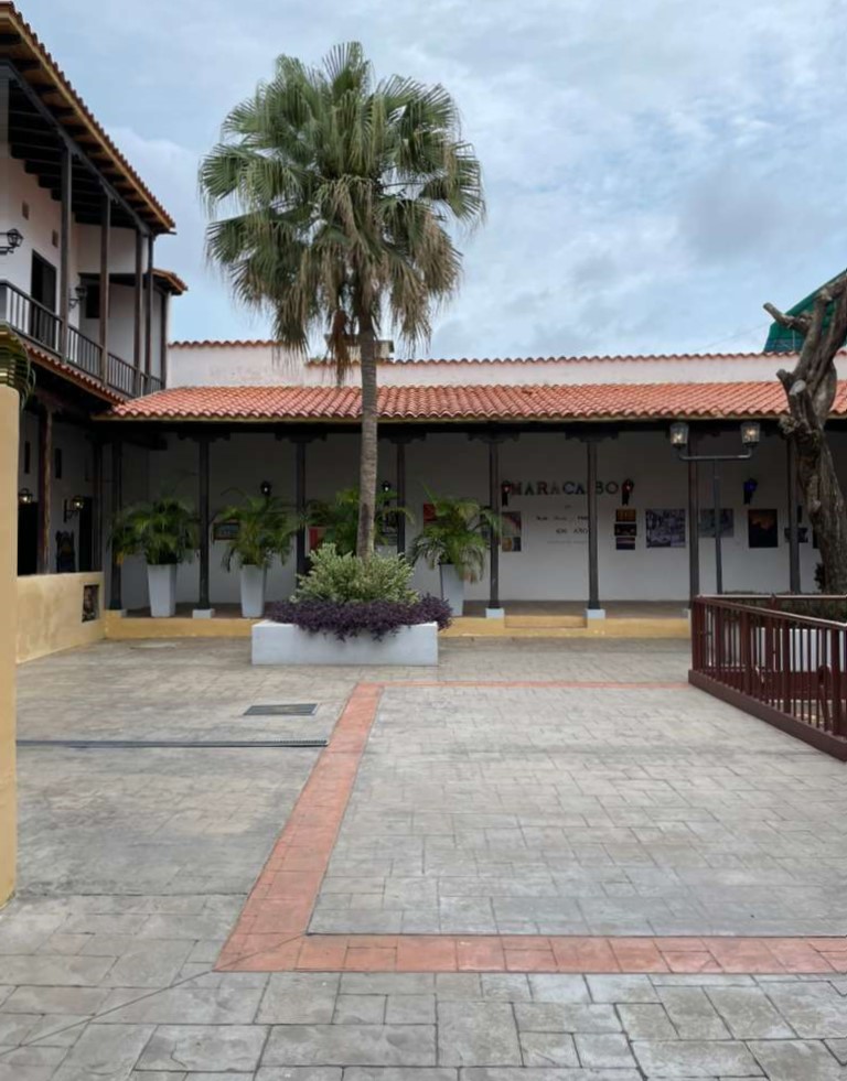 1 877160ac-d5f8-42e4-97a5-8a5ce3c28224.jpg