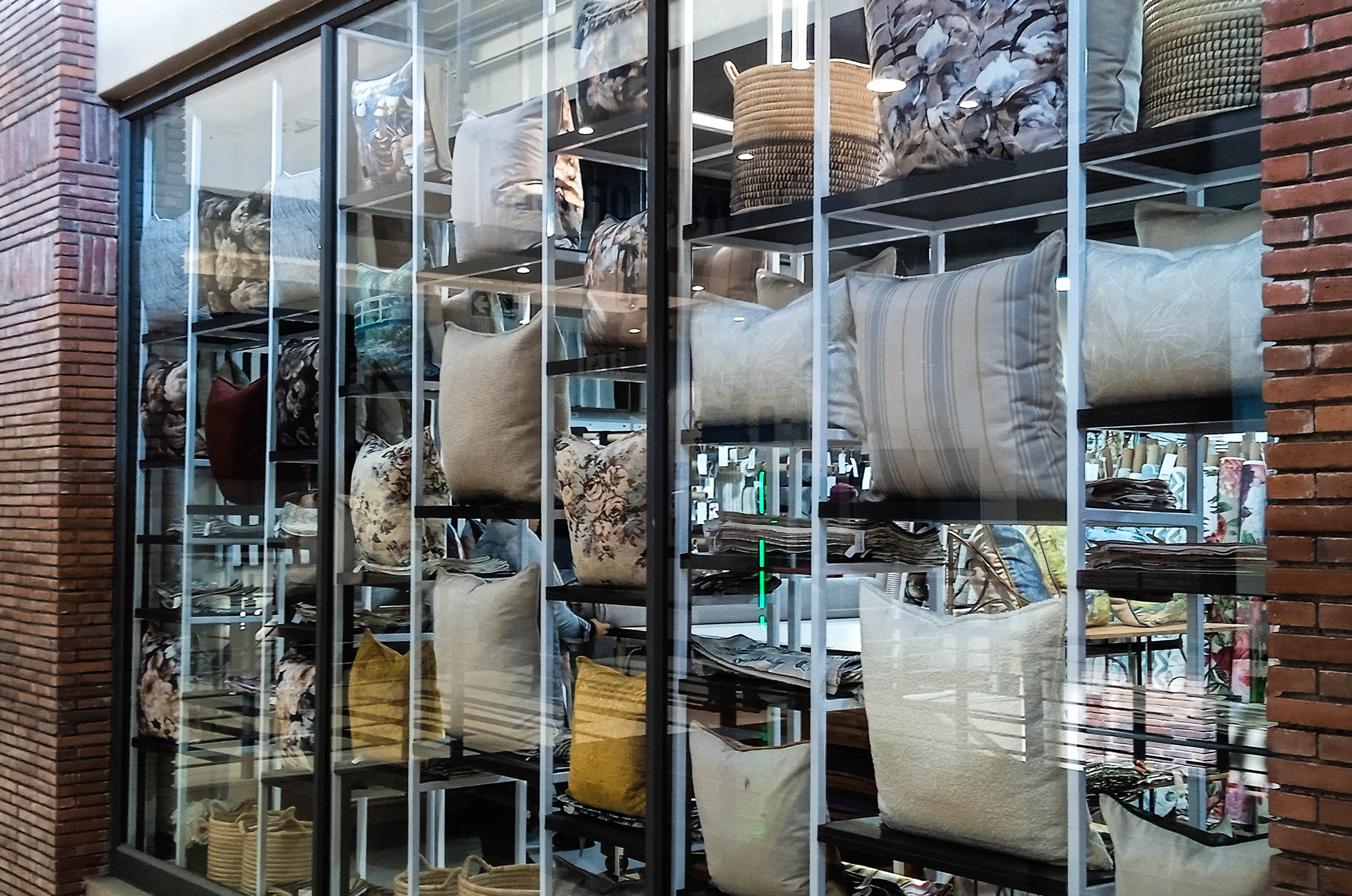 Pretty Shop Front (1 of 1)-2.jpg