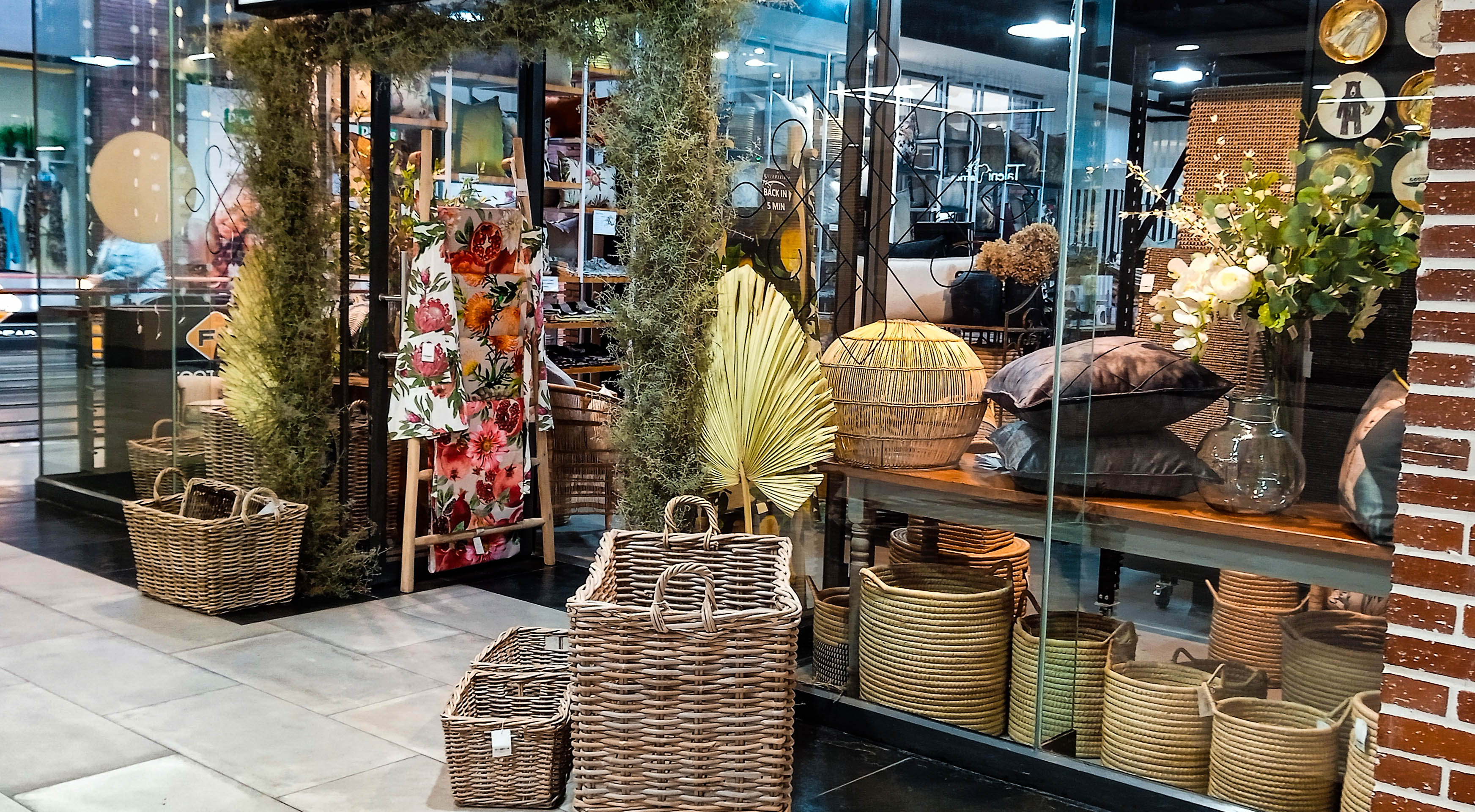 Pretty Shop Front (1 of 1).jpg