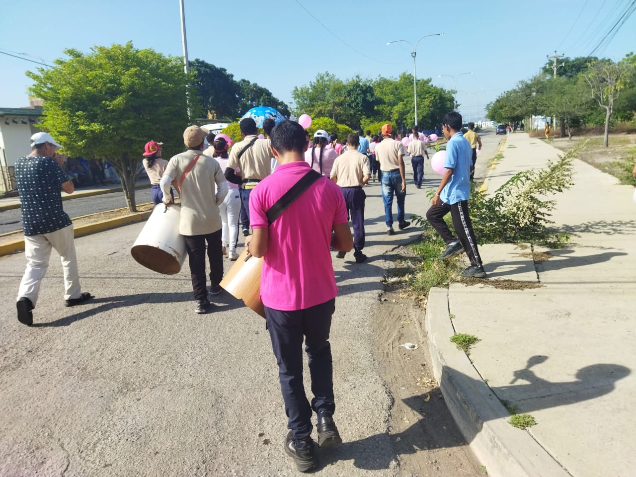 Imagen de WhatsApp 2025-10-16 a las 10.39.13_426f1921.jpg