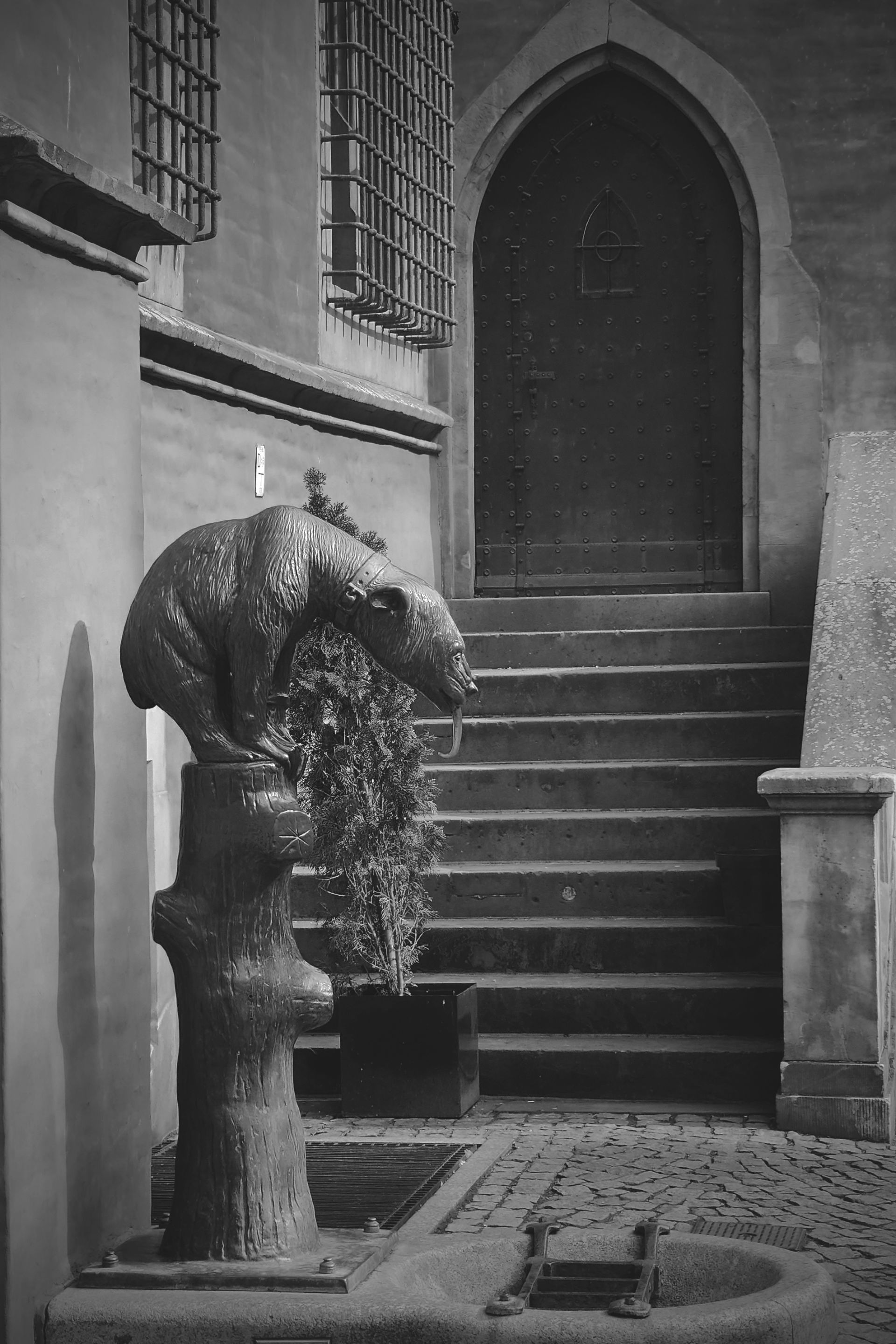 Wroclaw Town Hall bw 2.jpg