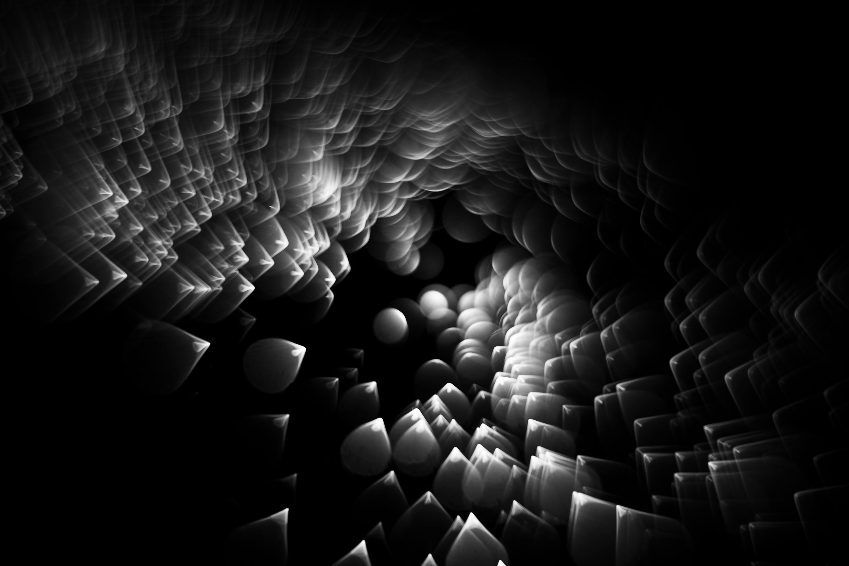 Helios1-mono.jpg