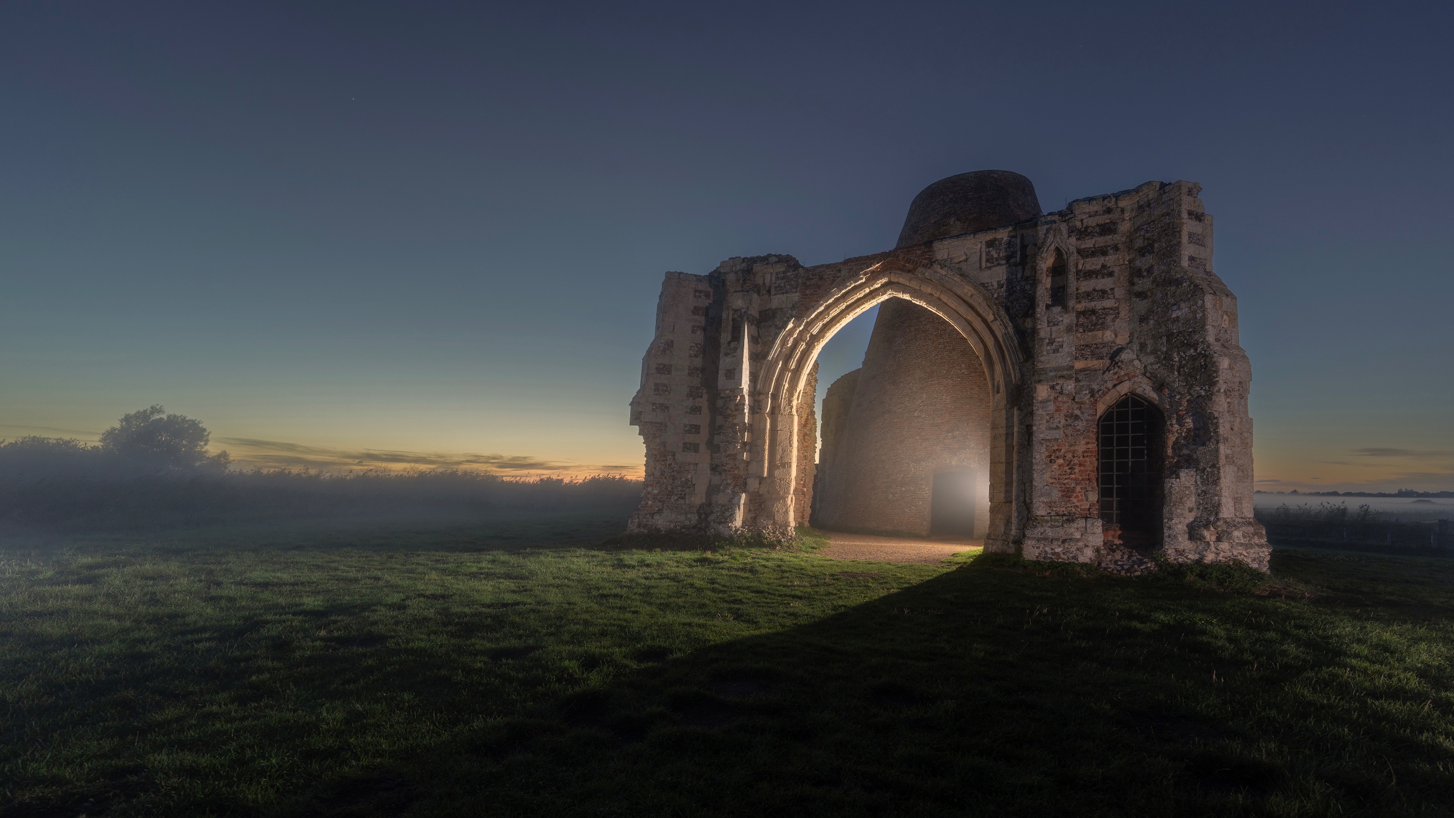 St.Benets-Misty-Blue-Hour1_DSC09005.jpg