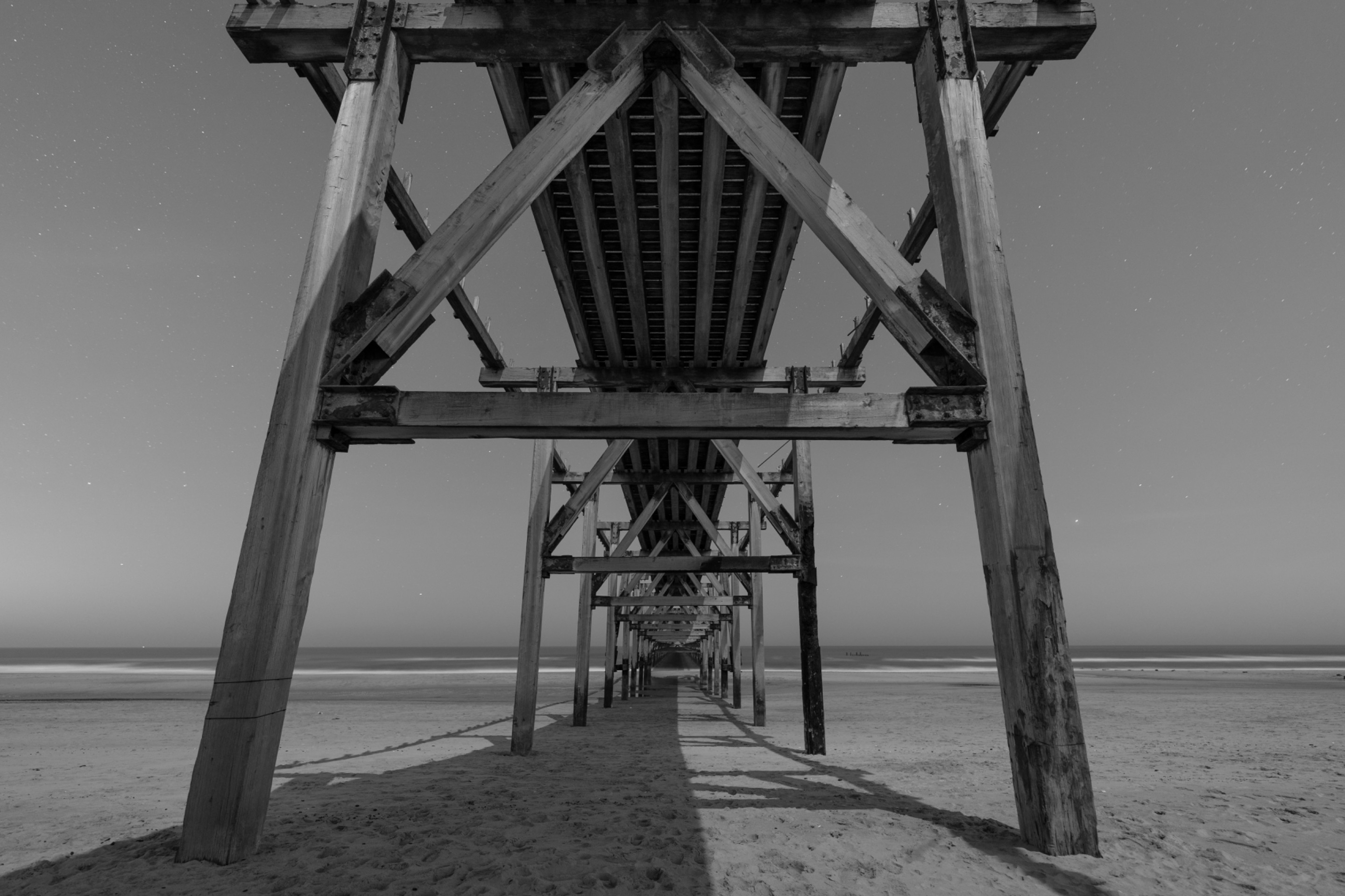 Steetley-Pier-mono.jpg