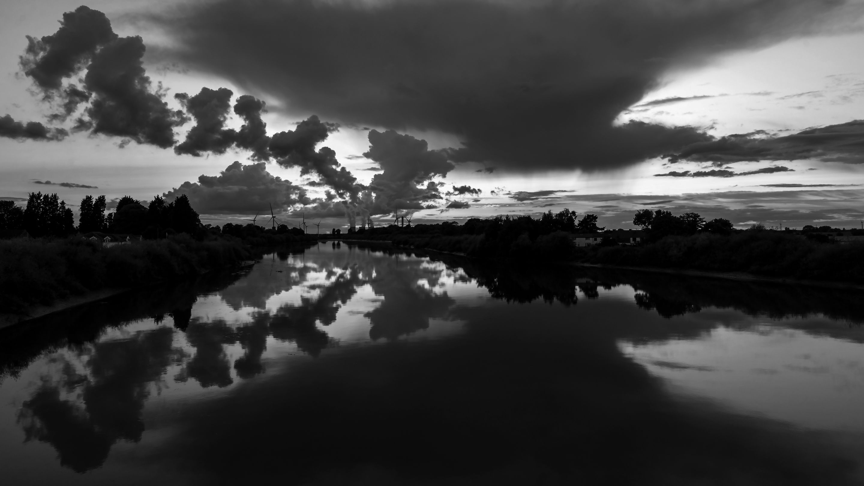 Sunset1-mono.jpg