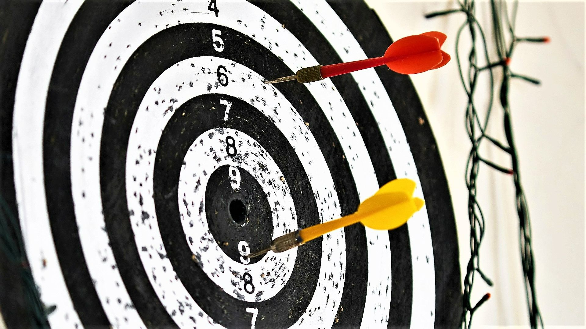dart-4442830_1920.jpg
