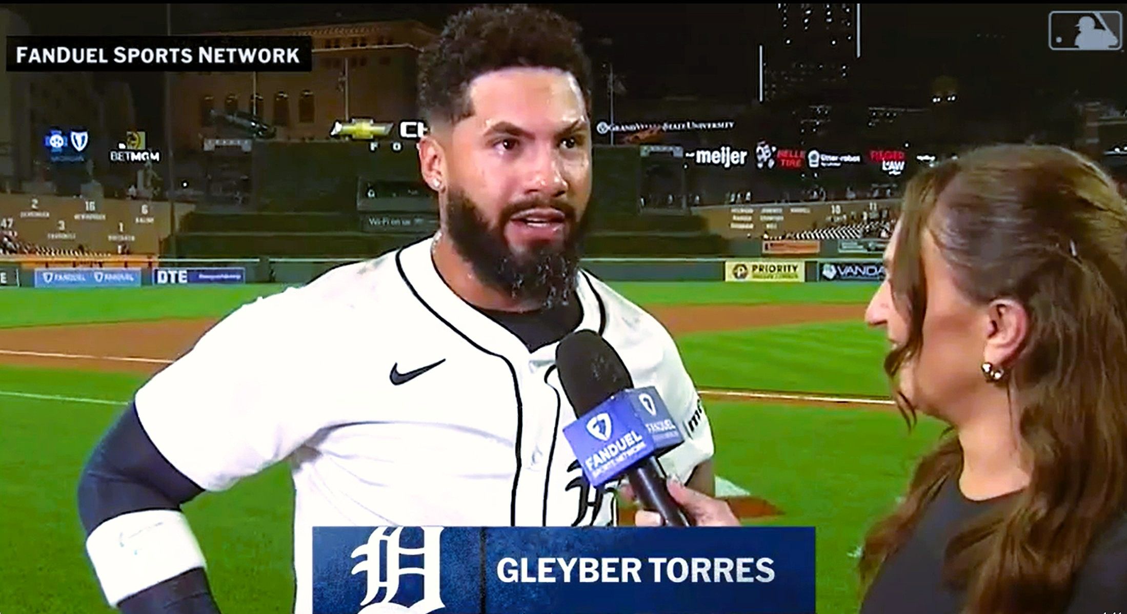 Torres.jpg
