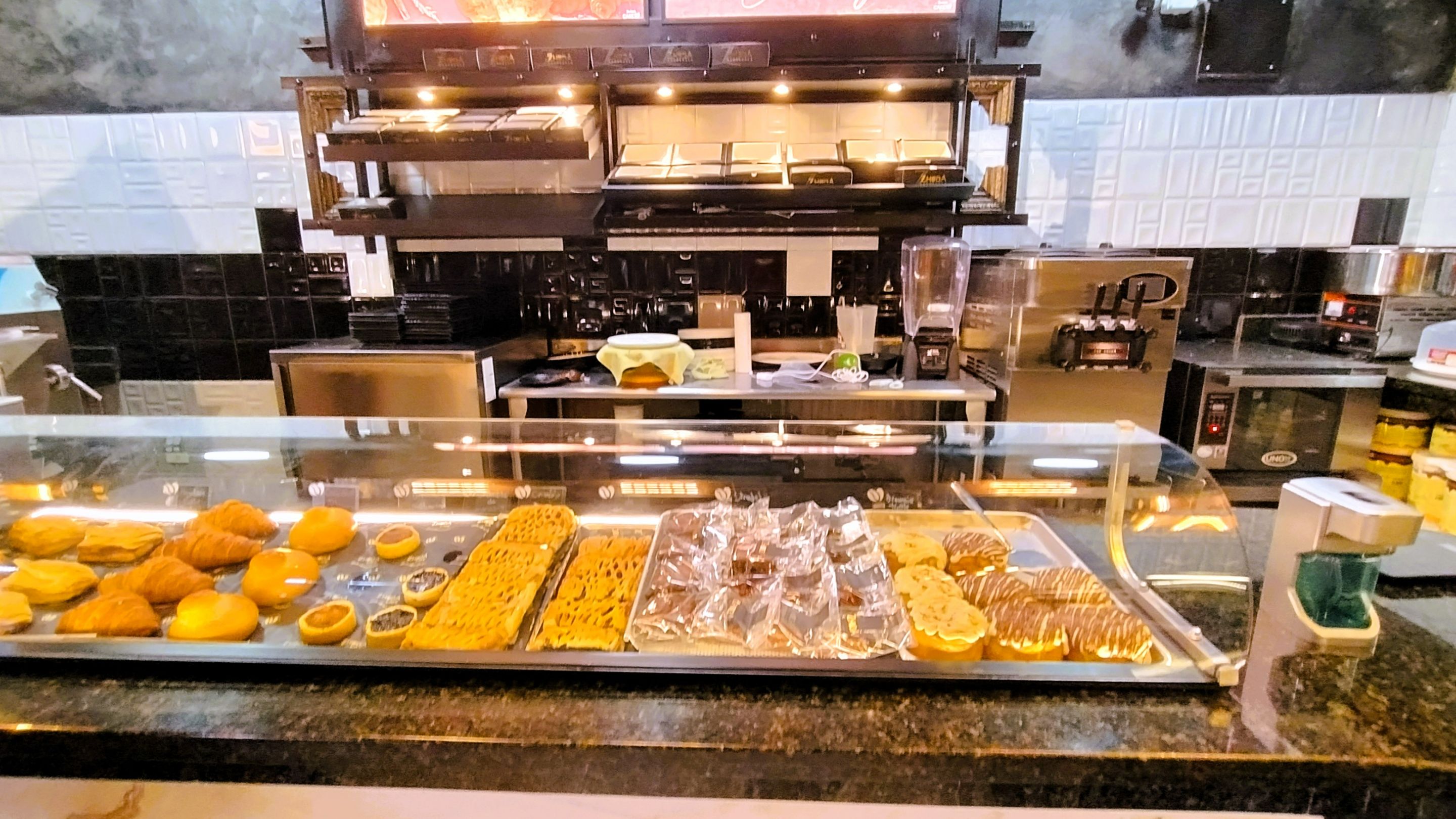 IMG_20250919_222448558_HDR_AE.jpg