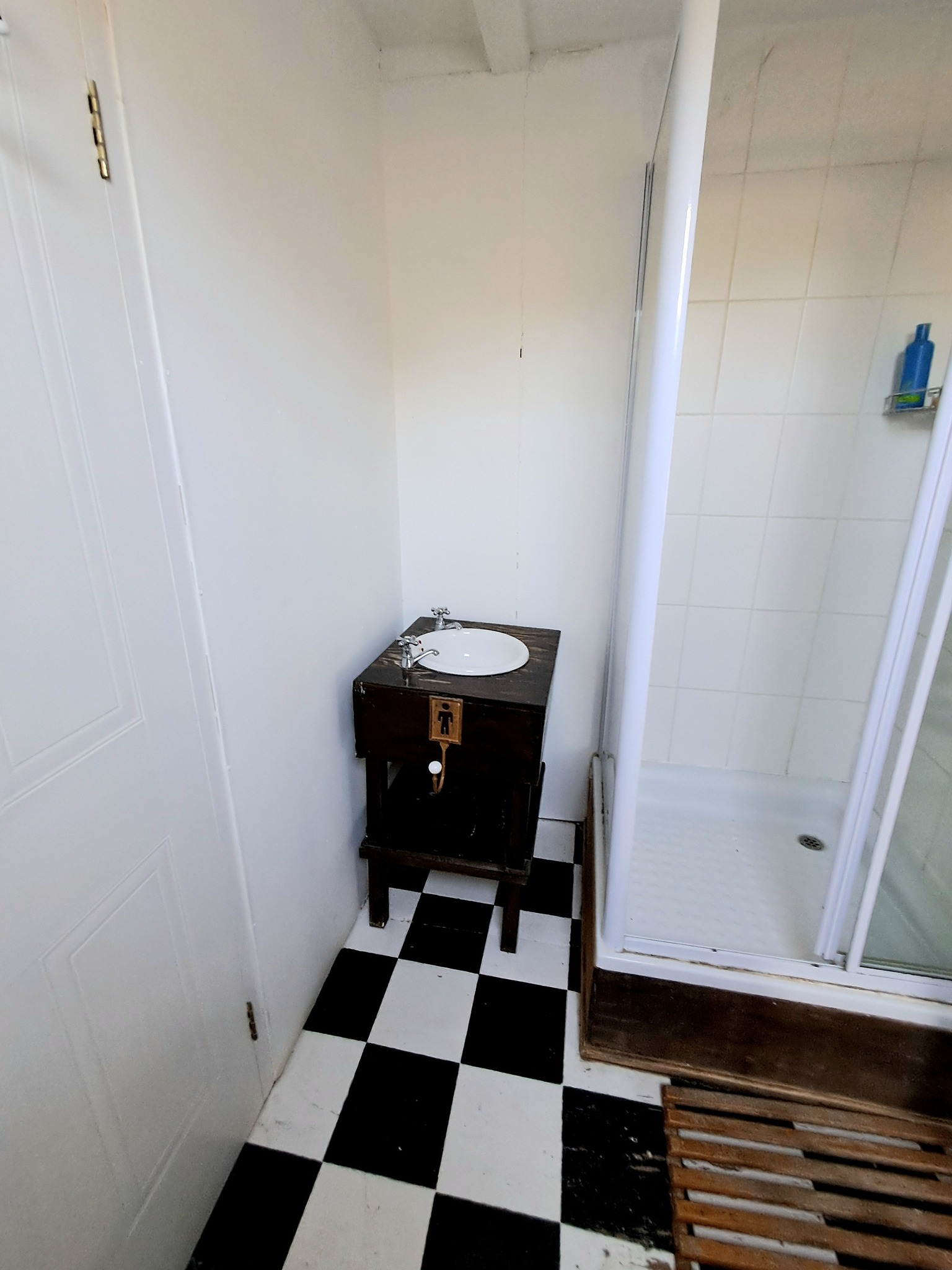 Basin uncoupled and stashed.