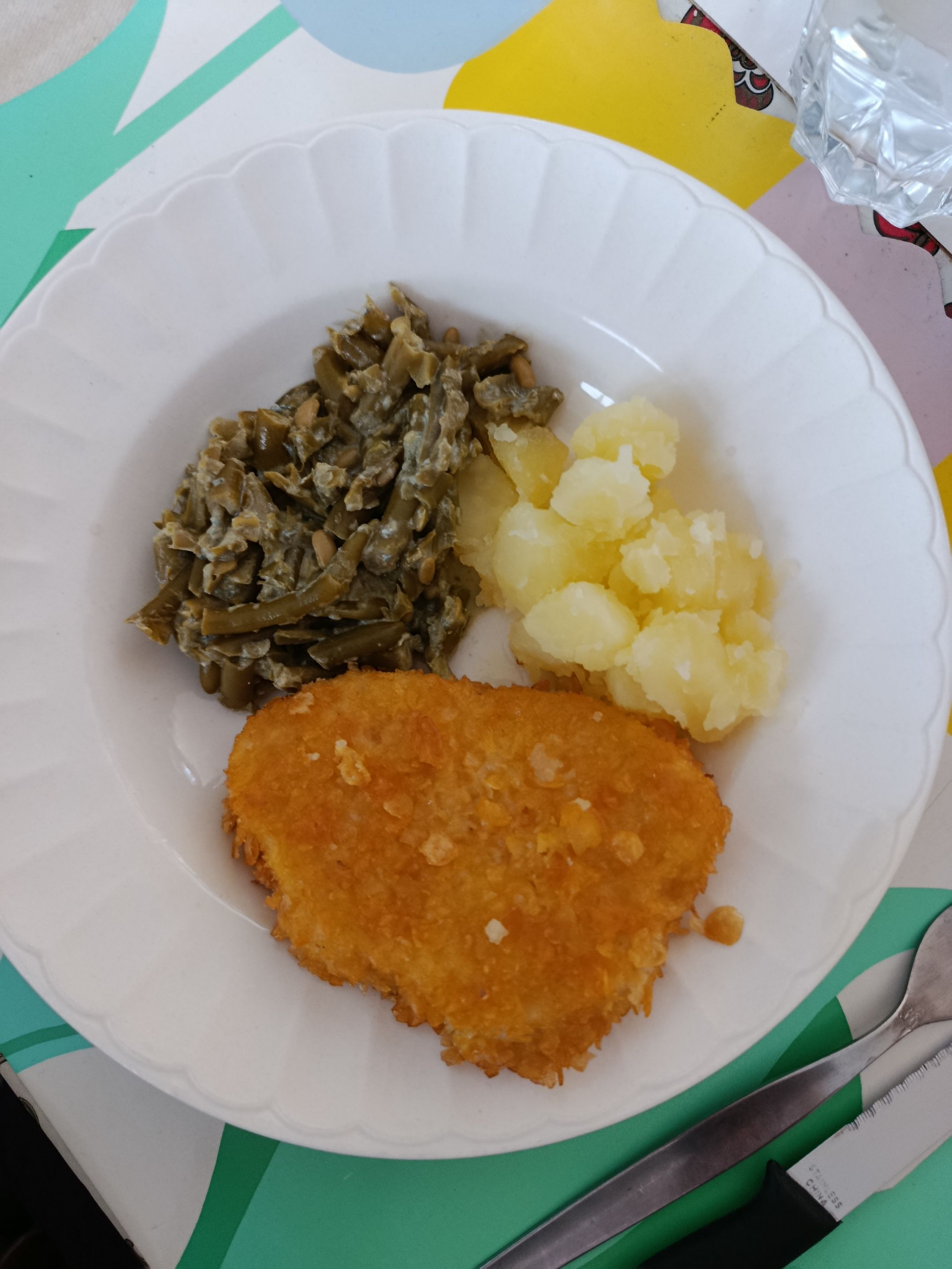 18oct25 poulet pane pdt princesses bleu.jpg