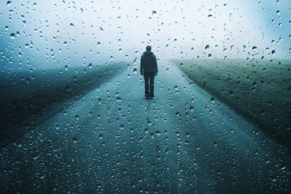 depositphotos_219432212-stock-photo-lonely-man-stands-on-misty.jpg