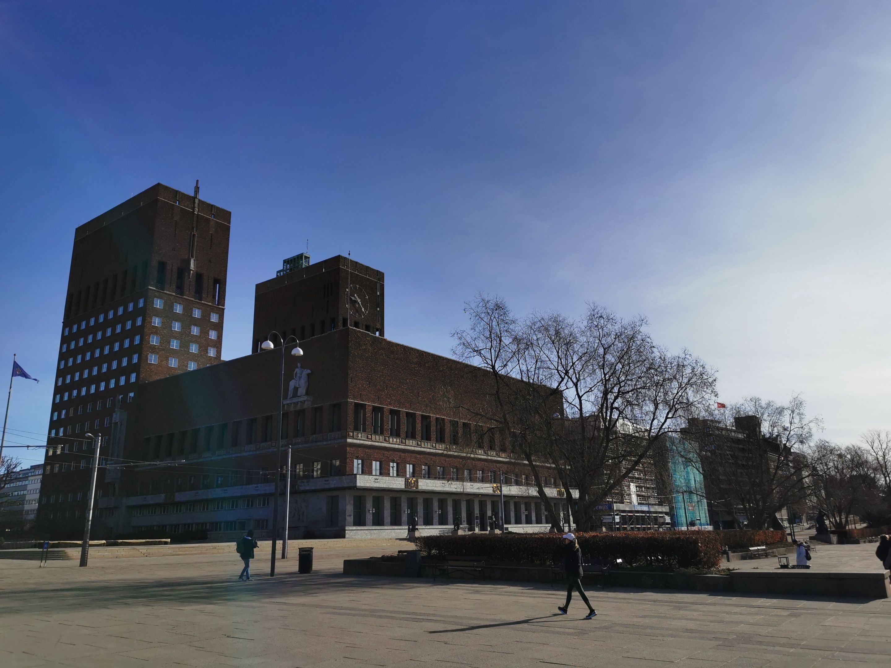 Oslo Town Hall city center spring day.jpg