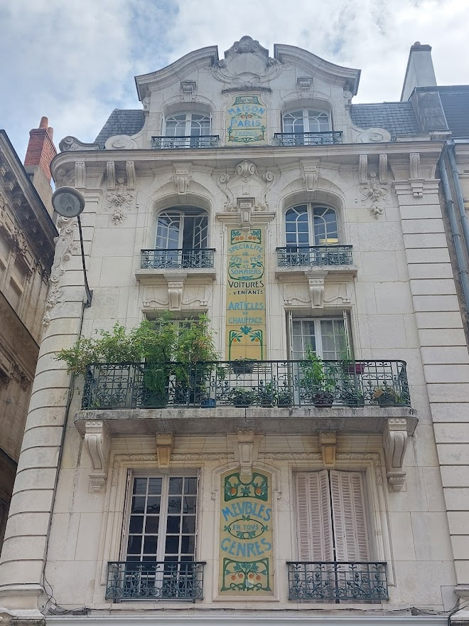 facade.png