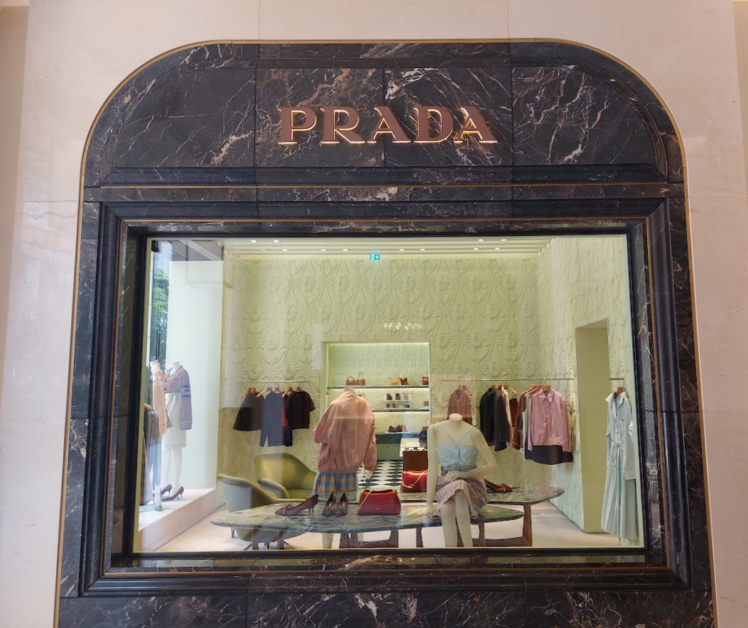 prada.png
