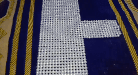 fa4f0968-4ce3-4764-bec7-350a8f39b398.gif