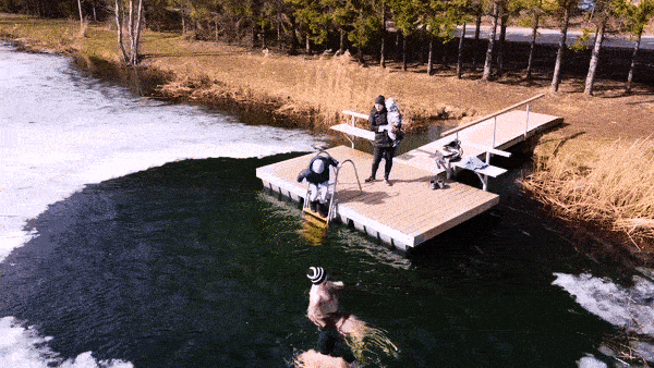 ezgif.com-gif-maker.gif
