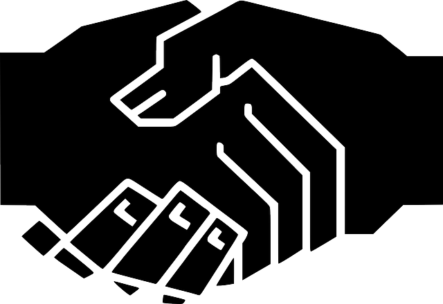 handshake155938_640.png