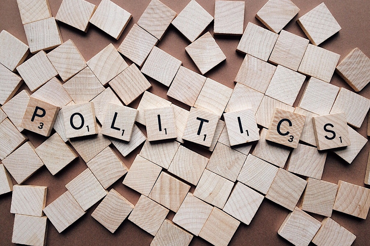 politics2361943_1280.jpg