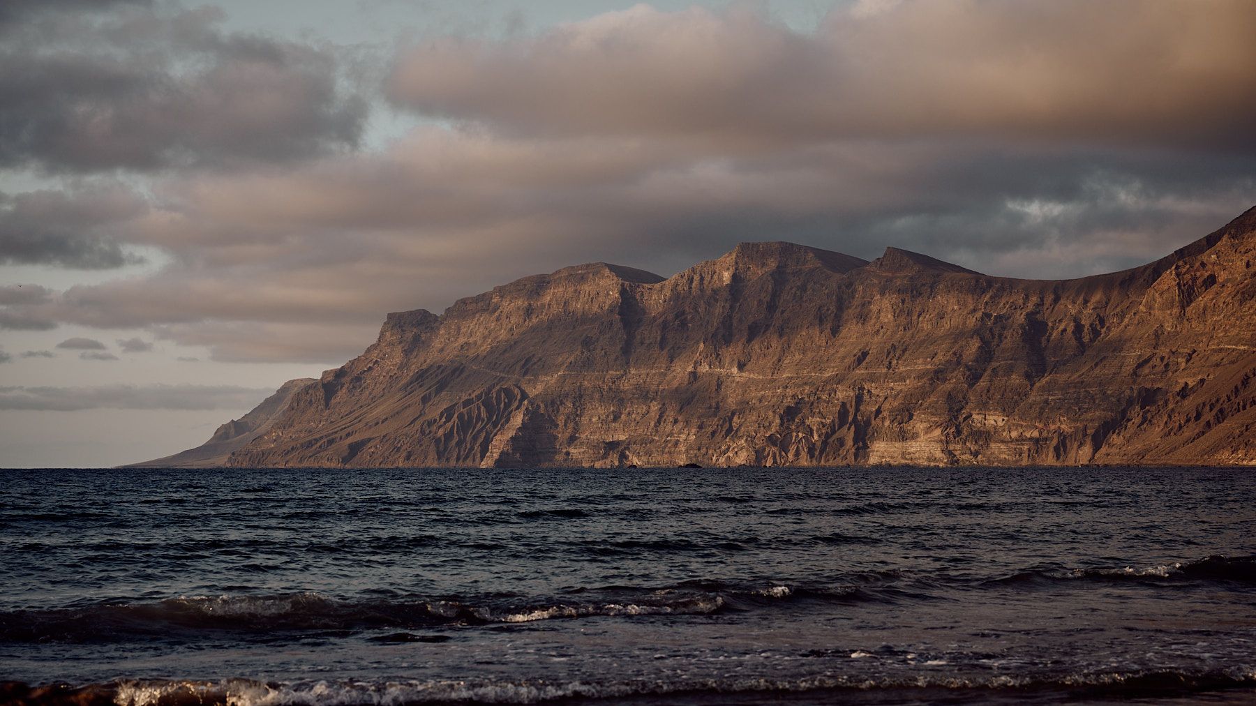 Lanzarote_Famara_AK1_4573_web.jpg