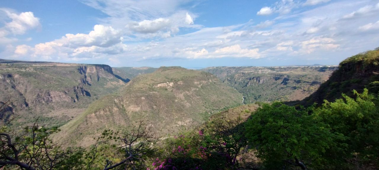 La Barranca de Huentitán: un pulmón natural de Guadalajara (ENG/ESP)