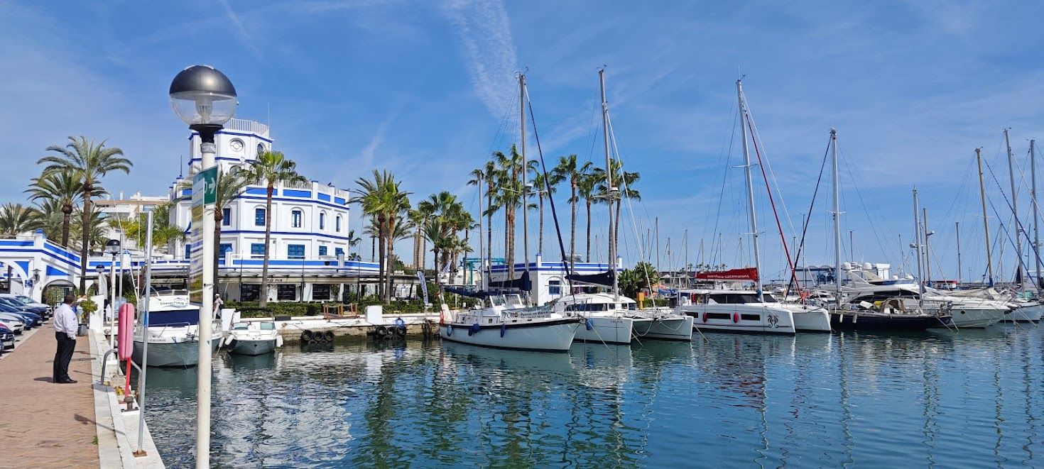 Estepona-Hafen.jpg