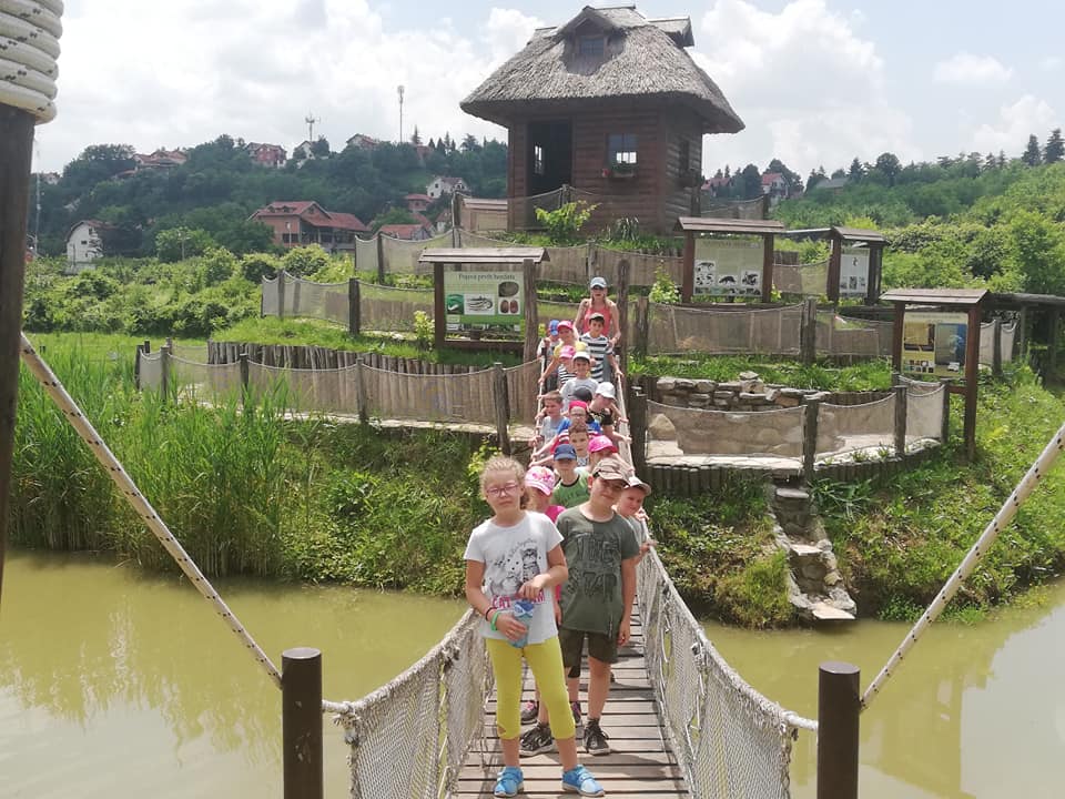 61963807_2561398473908870_1813776762253869056_n (1).jpg