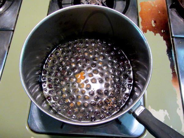 Aronia syryp - simmering crop August 2025.jpg
